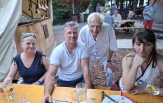 Sommerfest_24.6.25_a.o.Versammlung Anetta Klein, Markus und Hans Selikovsky , Thea Adlung